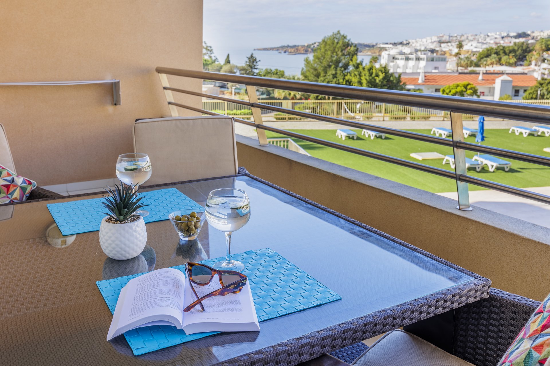 Balcony dining table with sea view